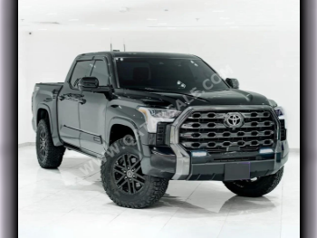  Toyota  Tundra  Platinum  2022  Automatic  39,900 Km  6 Cylinder  Four Wheel Drive (4WD)  Pick Up  Black  With Warranty