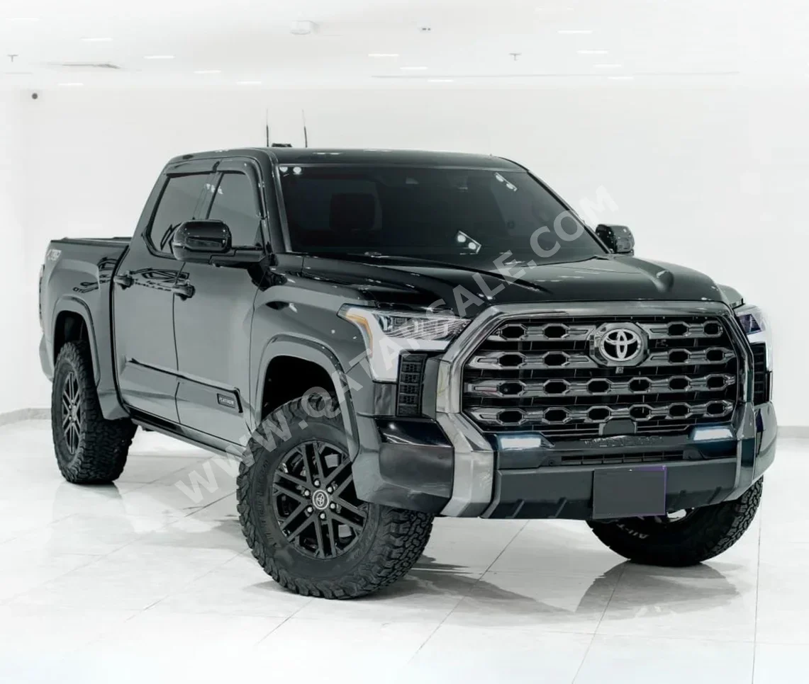  Toyota  Tundra  Platinum  2022  Automatic  39,900 Km  6 Cylinder  Four Wheel Drive (4WD)  Pick Up  Black  With Warranty