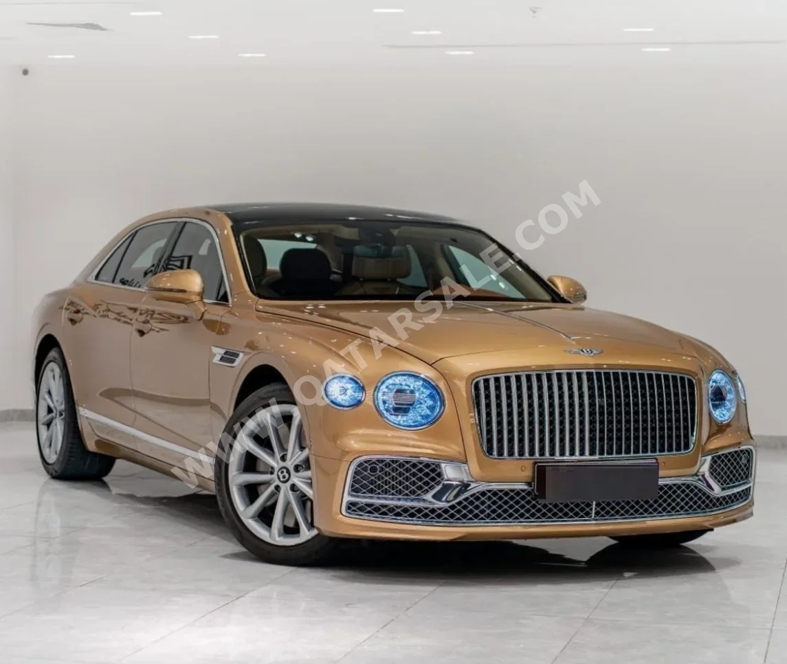 Bentley  Continental  Flying Spur  2022  Automatic  34,000 Km  8 Cylinder  All Wheel Drive (AWD)  Sedan  Gold  With Warranty