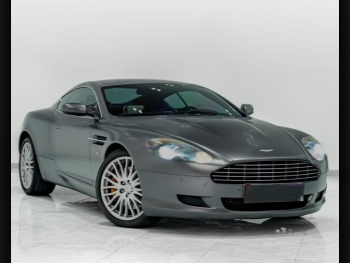 Aston Martin  DB  9  2009  Automatic  39,000 Km  8 Cylinder  Rear Wheel Drive (RWD)  Coupe / Sport  Gray