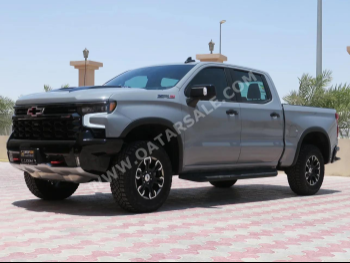 شفروليه  سلفرادو  زد ار 2  2025  اوتوماتيك  0 كم  8 سلندر  دفع رباعي  بيكب  رمادي  تحت الضمان