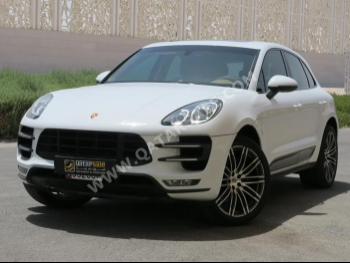 Porsche  Macan  Turbo  2014  Automatic  105,000 Km  6 Cylinder  Four Wheel Drive (4WD)  SUV  White