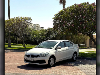 Suzuki  Ciaz  2022  Automatic  41,500 Km  4 Cylinder  Front Wheel Drive (FWD)  Sedan  White