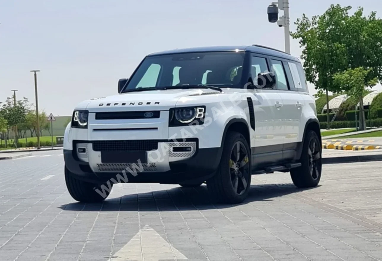 Land Rover  Defender  110 HSE  2024  Automatic  12,000 Km  6 Cylinder  Four Wheel Drive (4WD)  SUV  White  With Warranty