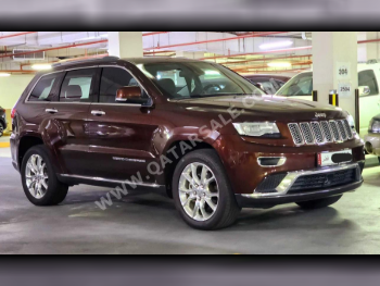 Jeep  Grand Cherokee  Summit  2015  Automatic  132,000 Km  8 Cylinder  Four Wheel Drive (4WD)  SUV  Maroon