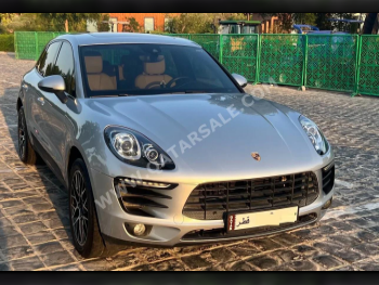Porsche  Macan  2018  Automatic  66,000 Km  6 Cylinder  Four Wheel Drive (4WD)  SUV  Silver