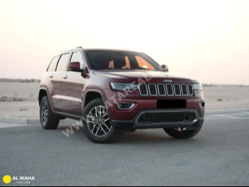 Jeep  Grand Cherokee  Limited  2021  Automatic  82,000 Km  8 Cylinder  Four Wheel Drive (4WD)  SUV  Maroon
