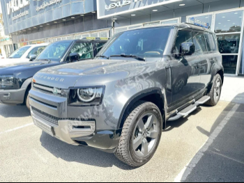 Land Rover  Defender  110  2025  Automatic  9,000 Km  4 Cylinder  Four Wheel Drive (4WD)  SUV  Gray  With Warranty