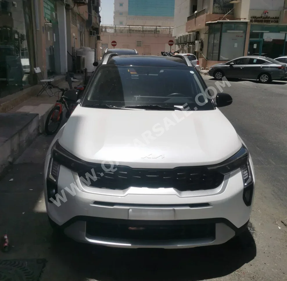Kia  SONET  4 Cylinder  SUV 2x4  Black  2024