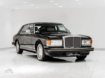 Bentley  Eight  1985  Automatic  8,500 Km  8 Cylinder  Rear Wheel Drive (RWD)  Sedan  Black