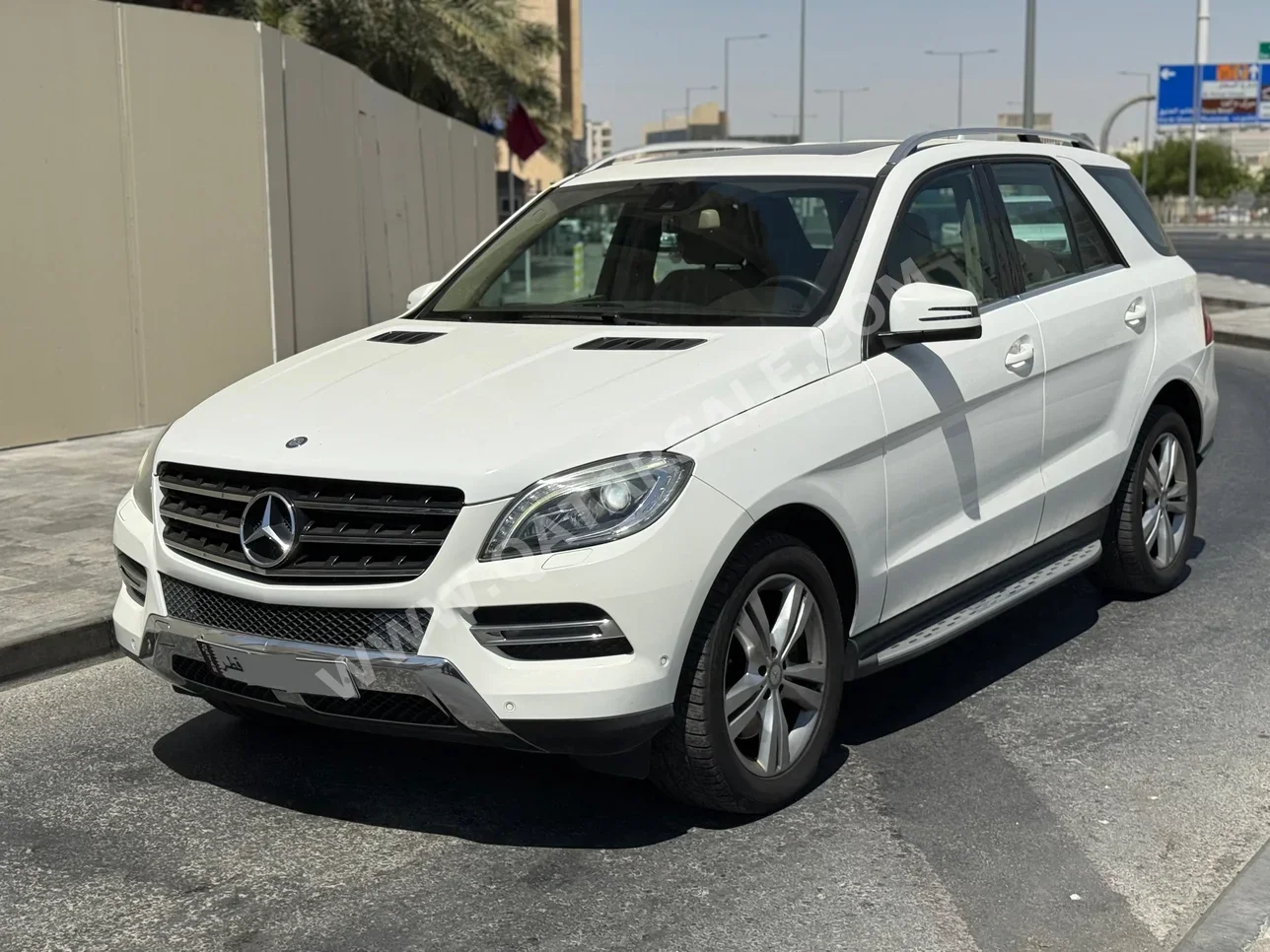 مرسيدس - بنز  ام ال  350  2014  اوتوماتيك  89,000 كم  6 سلندر  دفع رباعي  اس يو في  أبيض