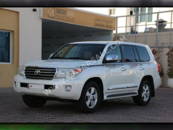  Toyota  Land Cruiser  GXR  2014  Automatic  230,000 Km  8 Cylinder  Four Wheel Drive (4WD)  SUV  Pearl  With Warranty