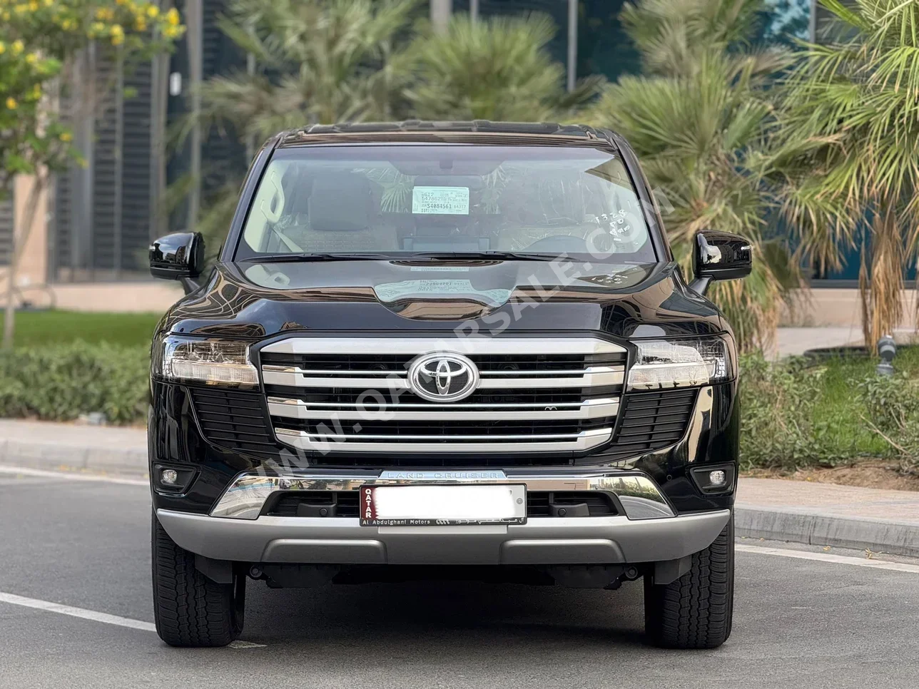Toyota  Land Cruiser  GXR  2025  Automatic  0 Km  6 Cylinder  Four Wheel Drive (4WD)  SUV  Black  With Warranty