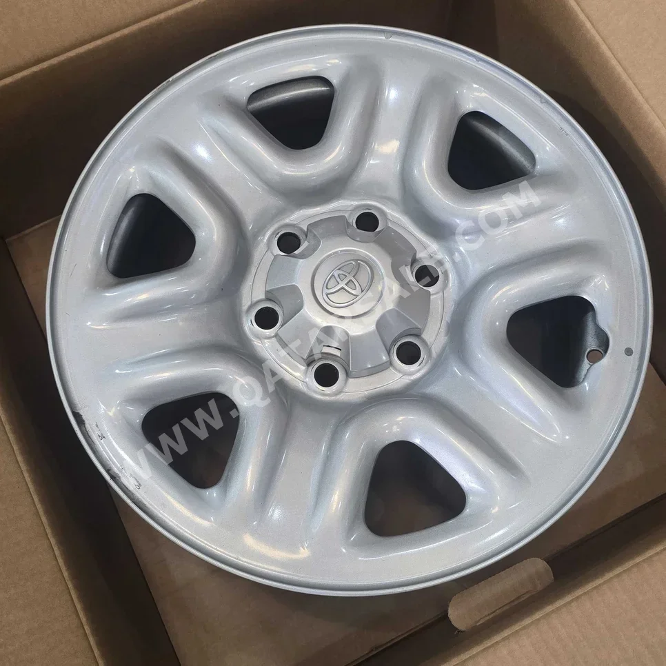 Wheel Rims Toyota  Aluminium /  17''  Silver  Land Cruiser GX  4  6  Warranty