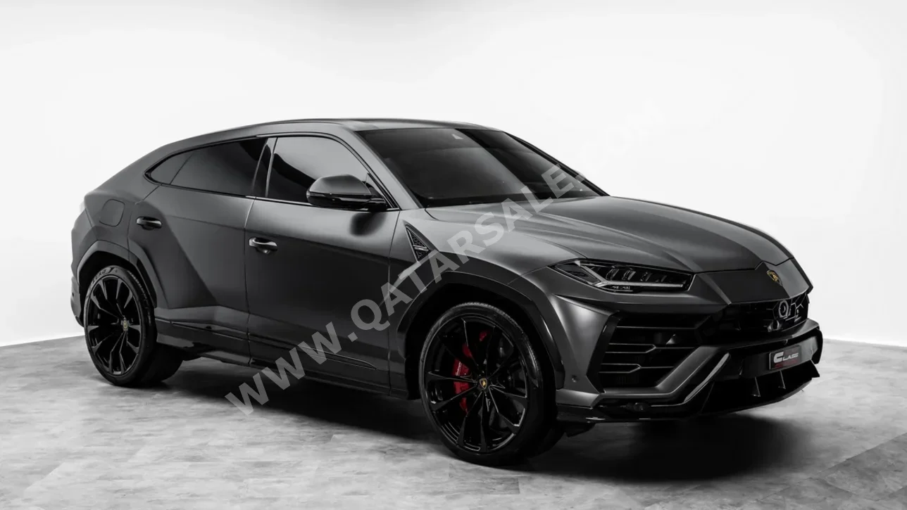 Lamborghini  Urus  2021  Automatic  21,510 Km  8 Cylinder  Four Wheel Drive (4WD)  SUV  Black