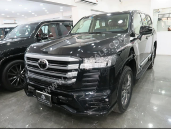 Toyota  Land Cruiser  GXR Twin Turbo  2025  Automatic  0 Km  6 Cylinder  Four Wheel Drive (4WD)  SUV  Black  With Warranty