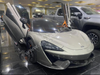 Mclaren  570  S  2017  Automatic  14,000 Km  8 Cylinder  Rear Wheel Drive (RWD)  Coupe / Sport  Gray