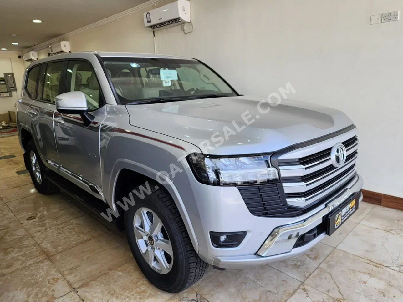 Toyota  Land Cruiser  GXR  2025  Automatic  0 Km  6 Cylinder  Four Wheel Drive (4WD)  SUV  Silver  With Warranty