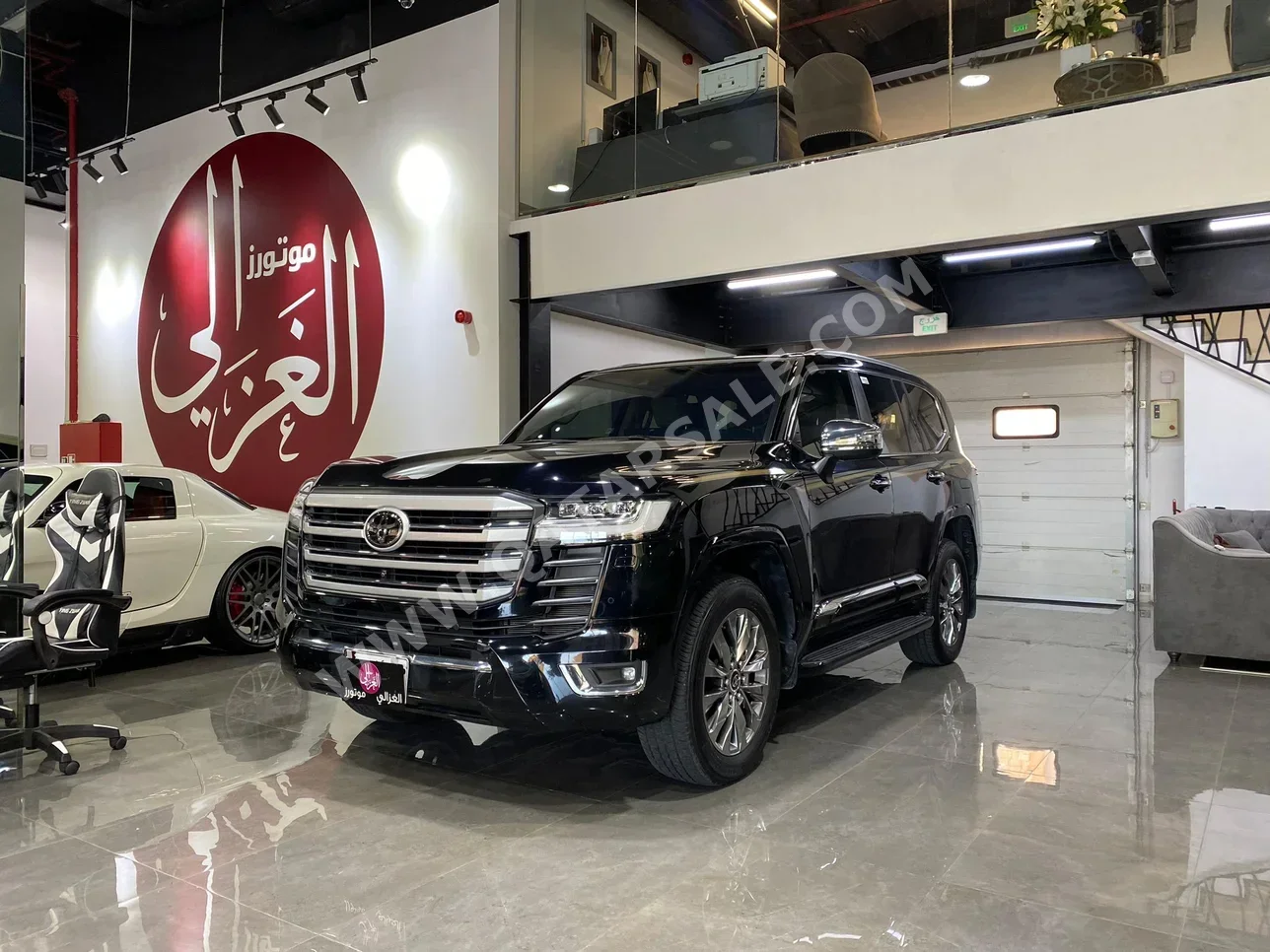 Toyota  Land Cruiser  VXR Twin Turbo  2024  Automatic  42,000 Km  6 Cylinder  Four Wheel Drive (4WD)  SUV  Black  With Warranty