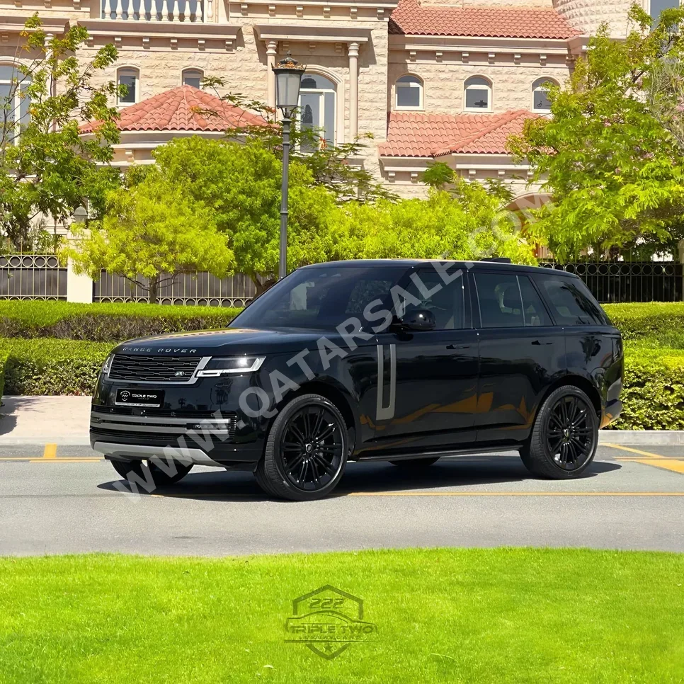 لاند روفر  رنج روفر  اتش اس اي  2023  اوتوماتيك  30,250 كم  6 سلندر  دفع رباعي  اس يو في  أسود  تحت الضمان