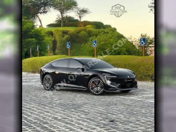 Avatr  12  2025  Automatic  3,500 Km  4 Cylinder  All Wheel Drive (AWD)  Sedan  Black