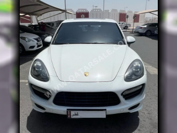 Porsche  Cayenne  GTS  2013  Automatic  170,000 Km  8 Cylinder  Four Wheel Drive (4WD)  SUV  White