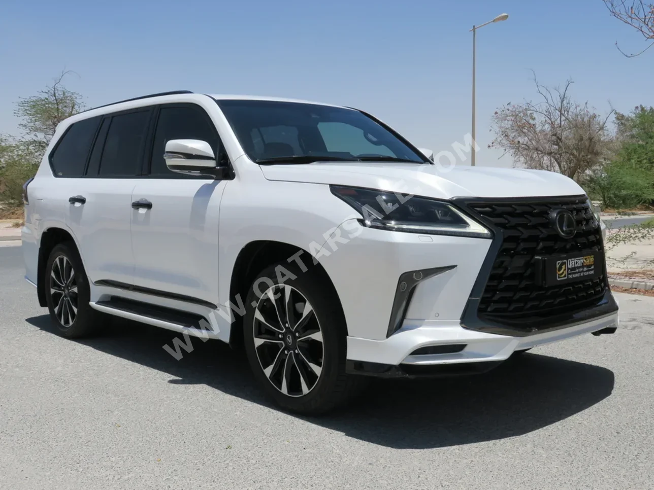 Lexus  LX  570 S Black Edition  2021  Automatic  88,000 Km  8 Cylinder  Four Wheel Drive (4WD)  SUV  White