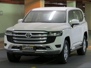 Toyota  Land Cruiser  GXR  2024  Automatic  0 Km  6 Cylinder  Four Wheel Drive (4WD)  SUV  White  With Warranty