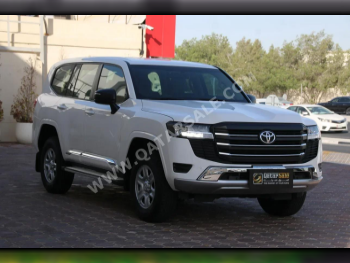 Toyota  Land Cruiser  GX  2024  Automatic  21,000 Km  6 Cylinder  Four Wheel Drive (4WD)  SUV  White  With Warranty