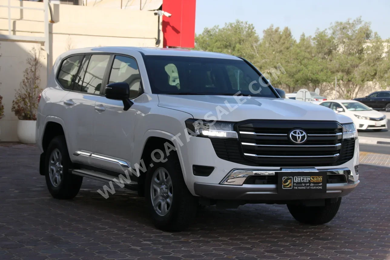 Toyota  Land Cruiser  GX  2024  Automatic  21,000 Km  6 Cylinder  Four Wheel Drive (4WD)  SUV  White  With Warranty