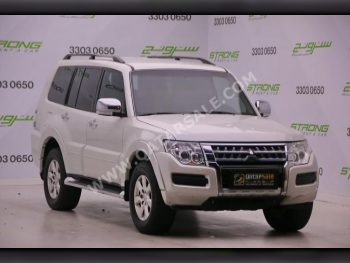 Mitsubishi  Pajero  GLS  2019  Automatic  82,000 Km  6 Cylinder  Four Wheel Drive (4WD)  SUV  White