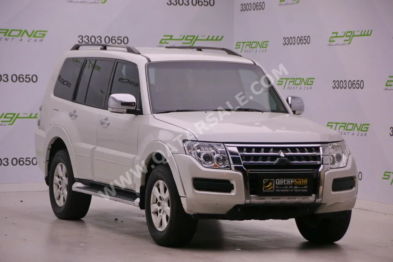 Mitsubishi  Pajero  GLS  2019  Automatic  82,000 Km  6 Cylinder  Four Wheel Drive (4WD)  SUV  White