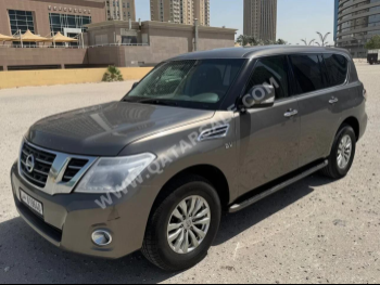 Nissan  Patrol  SE  2015  Automatic  222,000 Km  8 Cylinder  Four Wheel Drive (4WD)  SUV  Gray