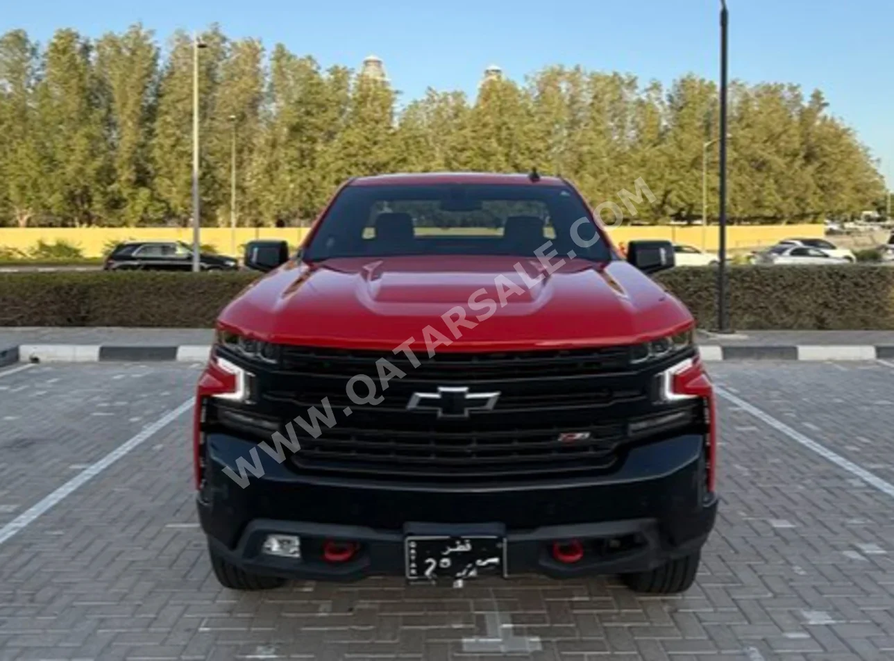Chevrolet  Silverado  Trail Boss  2021  Automatic  77,896 Km  6 Cylinder  Four Wheel Drive (4WD)  Pick Up  Red  With Warranty