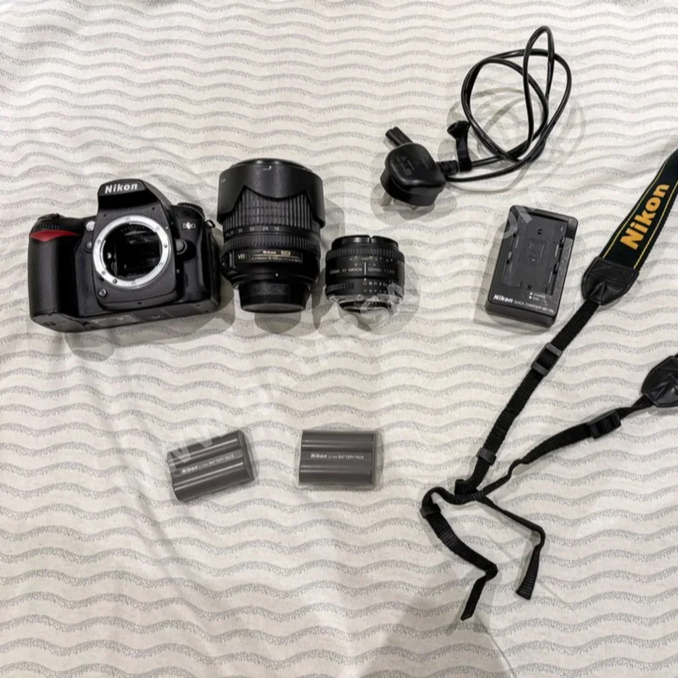 Digital Cameras Nikon  D90 CMOS  - 12 MP  - HD 720p