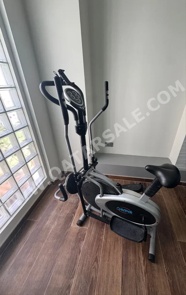 Sports/Exercises Equipment - Black