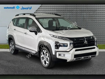 Mitsubishi  Xpander  2025  Automatic  532 Km  4 Cylinder  Front Wheel Drive (FWD)  SUV  White  With Warranty