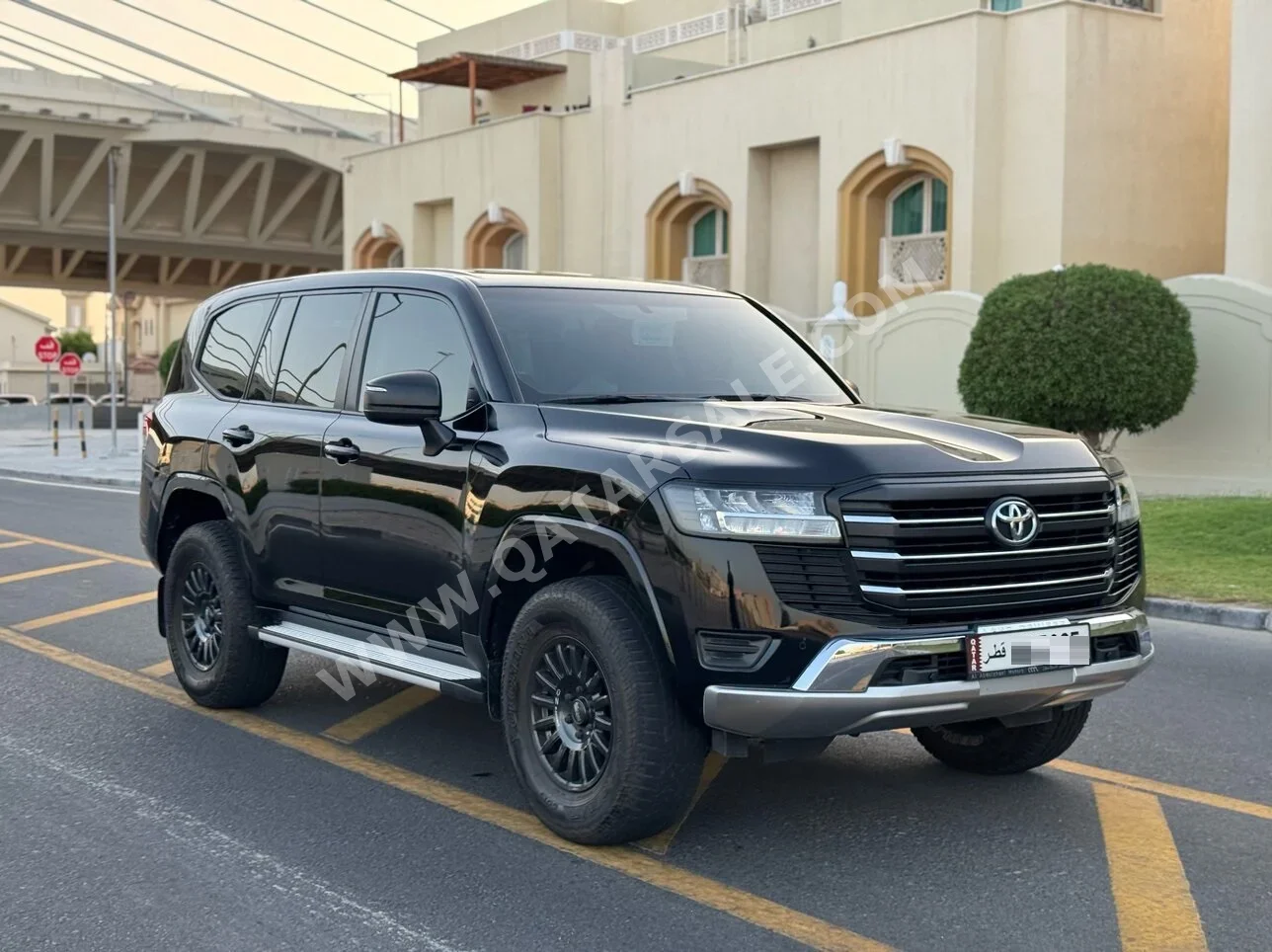  Toyota  Land Cruiser  GX  2024  Automatic  29,000 Km  6 Cylinder  Four Wheel Drive (4WD)  SUV  Black  With Warranty