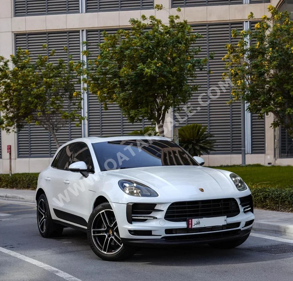 Porsche  Macan  2020  Automatic  95,000 Km  6 Cylinder  Four Wheel Drive (4WD)  SUV  White