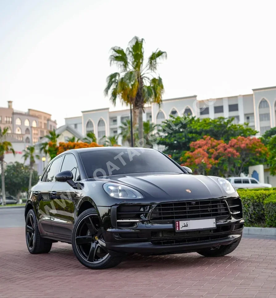 Porsche  Macan  2021  Automatic  85,000 Km  6 Cylinder  Four Wheel Drive (4WD)  SUV  Black
