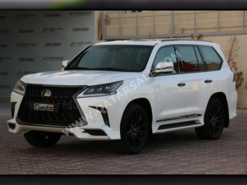 Lexus  LX  570 S Black Edition  2019  Automatic  140,000 Km  8 Cylinder  Four Wheel Drive (4WD)  SUV  White