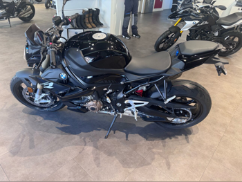 BMW  S1000 RR -  2023 - Color Black -  Warranty