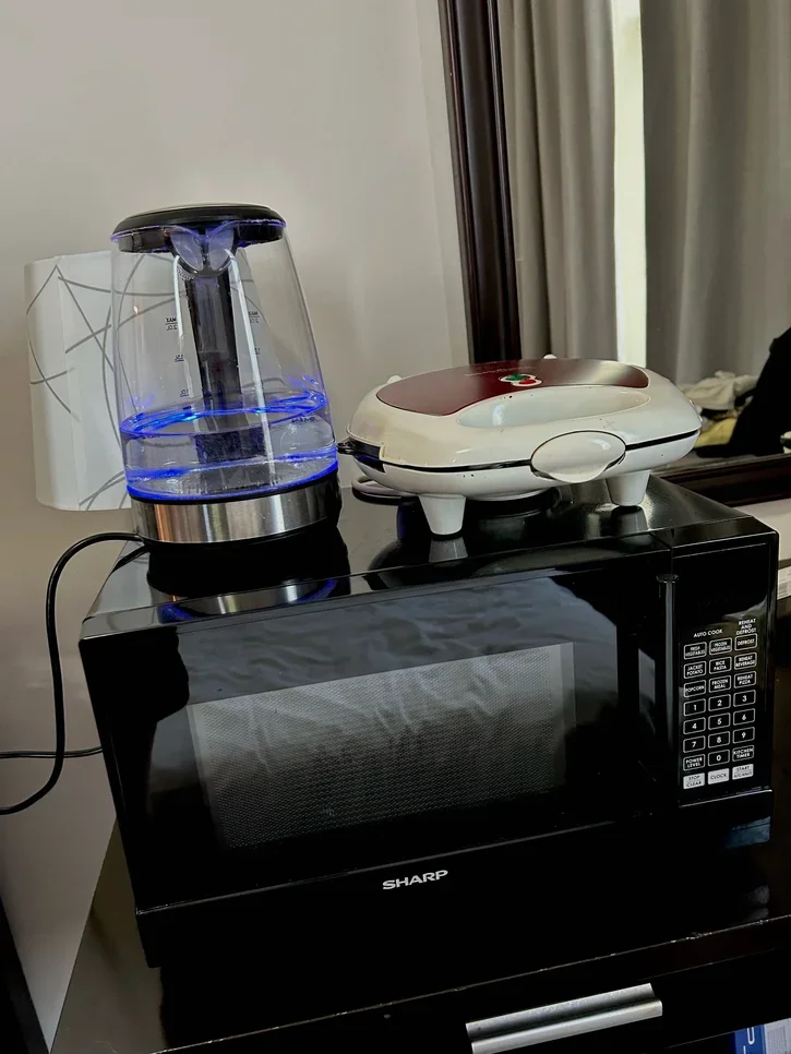 Microwaves - Sharp  - Black