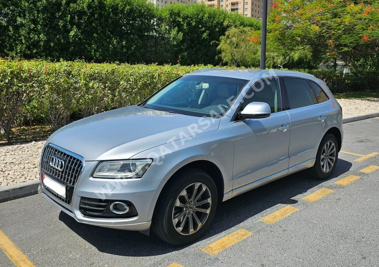 Audi  Q5  40 TFSI Quattro  2016  Tiptronic  78,000 Km  4 Cylinder  All Wheel Drive (AWD)  SUV  Silver