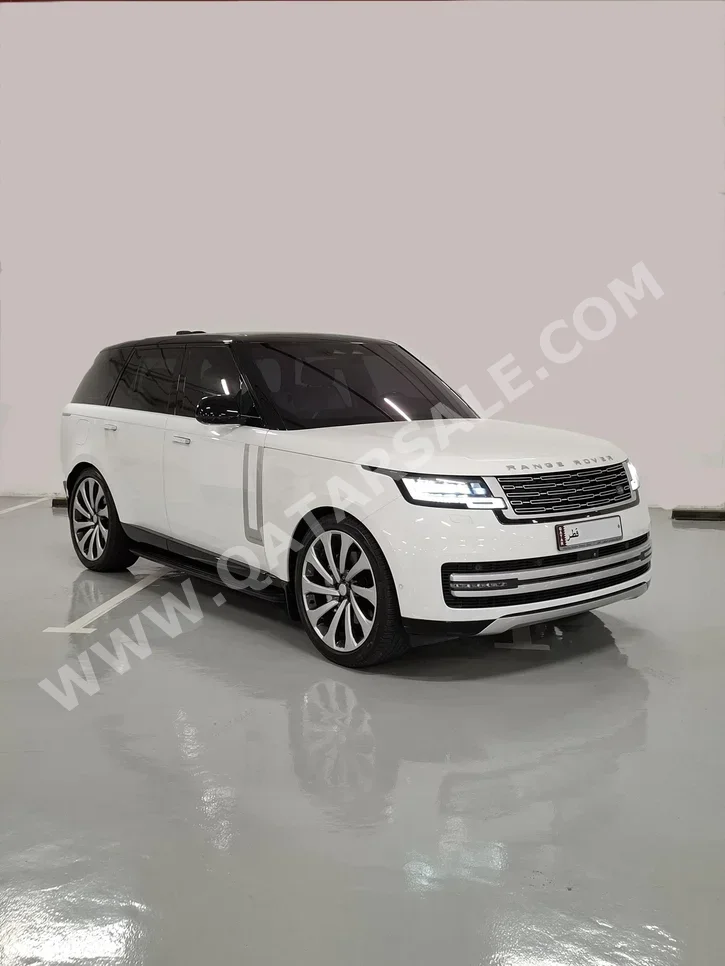 Land Rover  Range Rover  Vogue SE  2023  Automatic  37,000 Km  6 Cylinder  Four Wheel Drive (4WD)  SUV  White  With Warranty