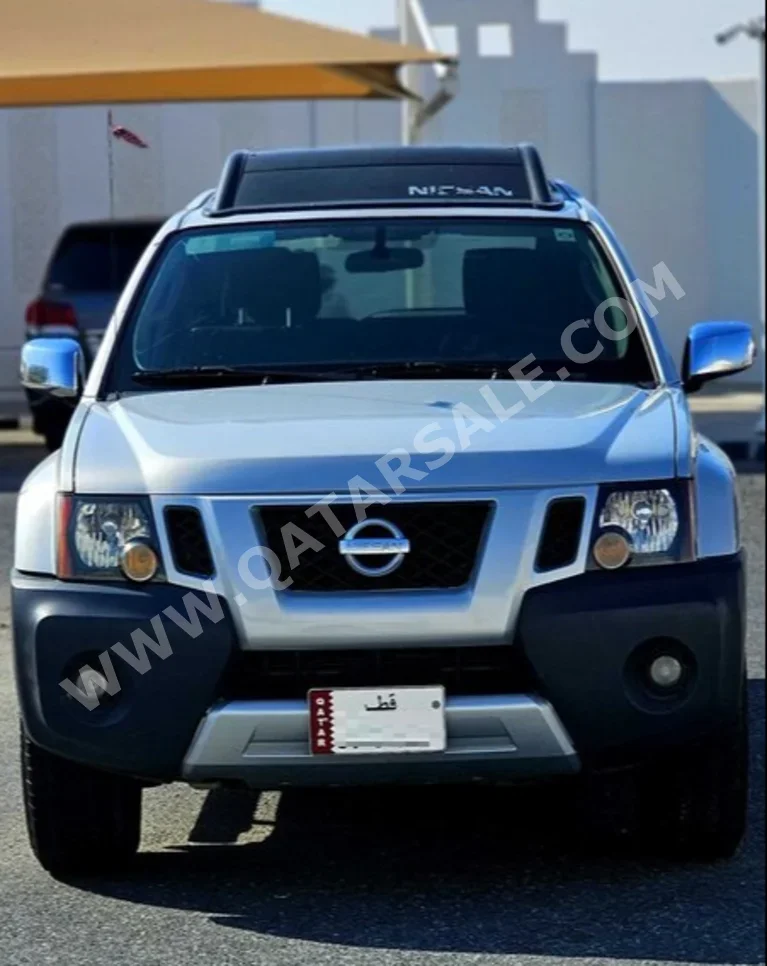 Nissan  Xterra  S  2012  Automatic  230 Km  6 Cylinder  Four Wheel Drive (4WD)  SUV  Silver