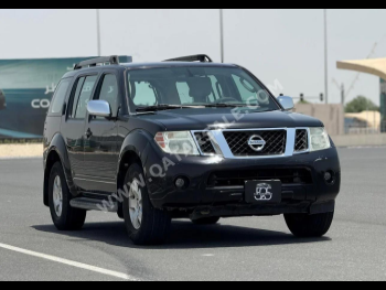 Nissan  Pathfinder  2010  Automatic  184,000 Km  6 Cylinder  Four Wheel Drive (4WD)  SUV  Black