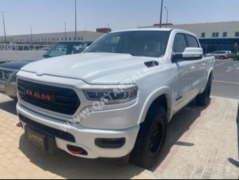 Dodge  Ram  Limited  2019  Automatic  160,000 Km  8 Cylinder  Four Wheel Drive (4WD)  Pick Up  White