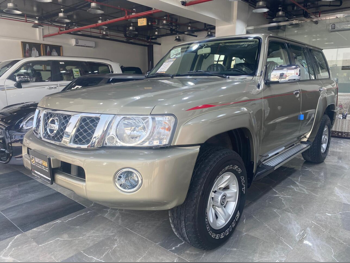 نيسان  باترول  سفاري  2023  اوتوماتيك  14,000 كم  6 سلندر  دفع رباعي  اس يو في  ذهبي