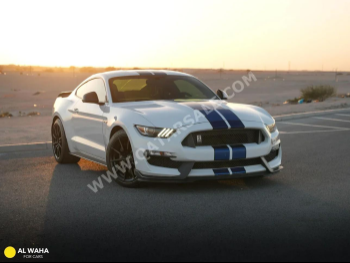 Ford  Mustang  Shelby GT350  2017  Manual  130,000 Km  8 Cylinder  Rear Wheel Drive (RWD)  Coupe / Sport  White